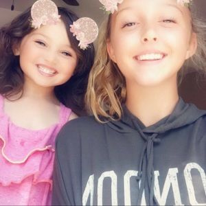 Meet your Posher, Emma